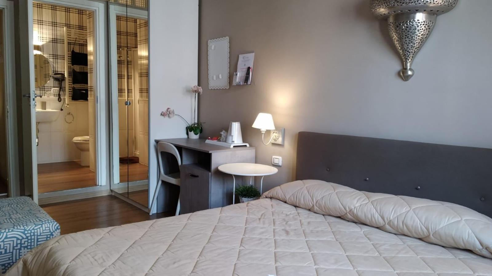 Cconforthotels R&B Cavour Μπάρι Εξωτερικό φωτογραφία